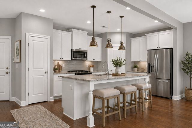 1055 Johnson Grove, Atlanta, GA 30318