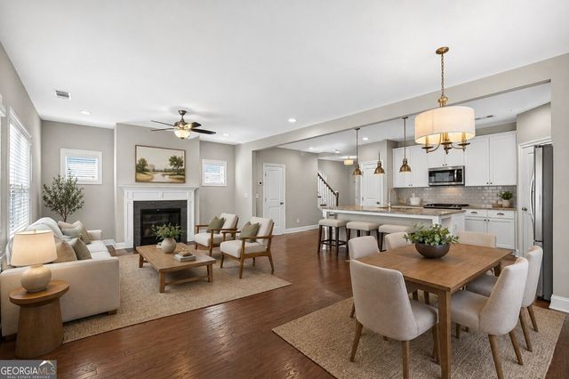1055 Johnson Grove, Atlanta, GA 30318