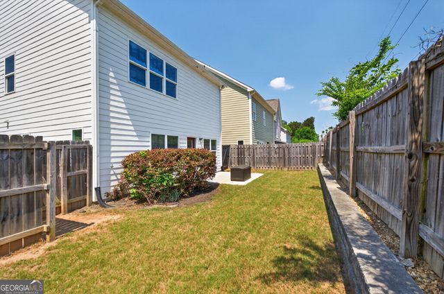 1055 Johnson Grove, Atlanta, GA 30318