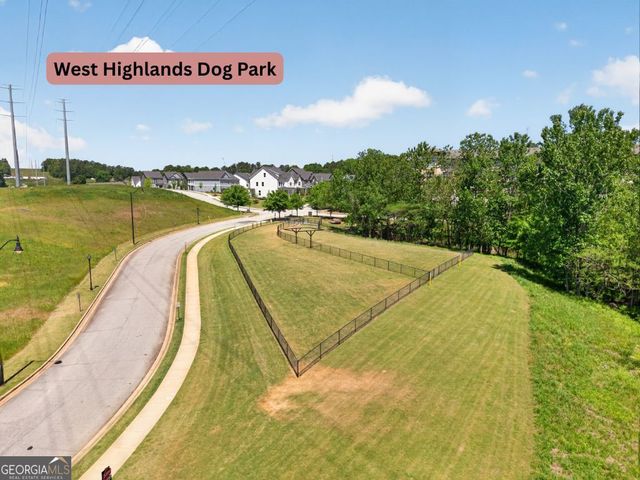 1055 Johnson Grove, Atlanta, GA 30318