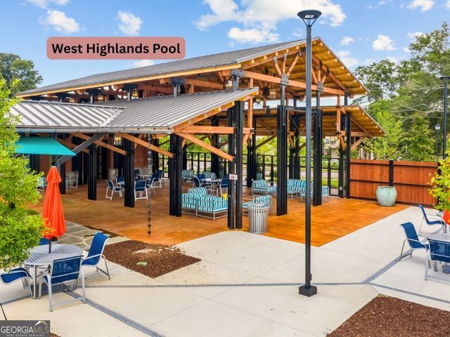 1055 Johnson Grove, Atlanta, GA 30318