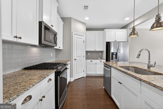 1055 Johnson Grove, Atlanta, GA 30318
