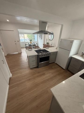 445 Vista Grande Avenue, Daly City, CA 94014