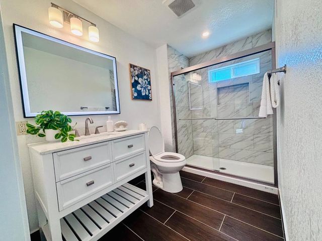 445 Vista Grande Avenue, Daly City, CA 94014