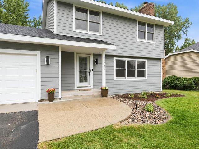 11335 40th Avenue N, Plymouth, MN 55441