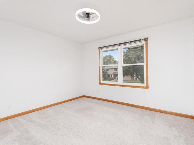 11335 40th Avenue N, Plymouth, MN 55441