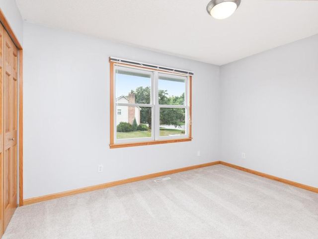 11335 40th Avenue N, Plymouth, MN 55441