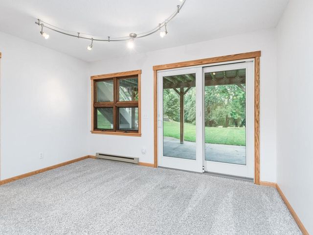 11335 40th Avenue N, Plymouth, MN 55441