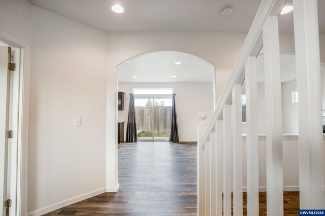 4680 Glacier Meadows Lp, Springfield, OR 97478