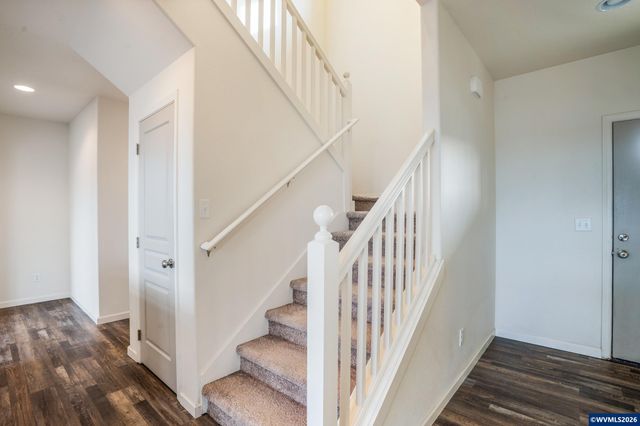 4680 Glacier Meadows Lp, Springfield, OR 97478