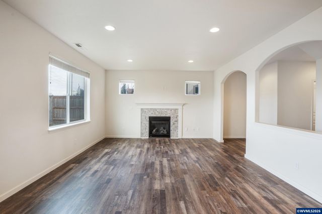 4680 Glacier Meadows Lp, Springfield, OR 97478