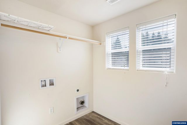 4680 Glacier Meadows Lp, Springfield, OR 97478