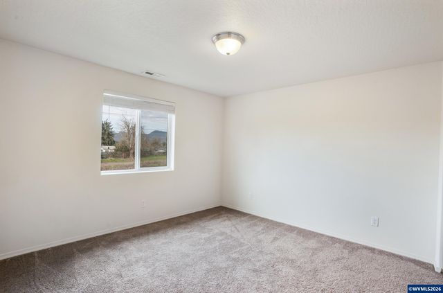 4680 Glacier Meadows Lp, Springfield, OR 97478