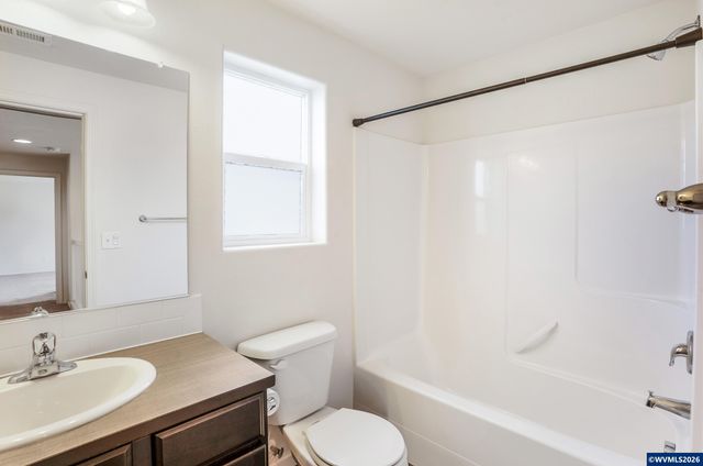 4680 Glacier Meadows Lp, Springfield, OR 97478