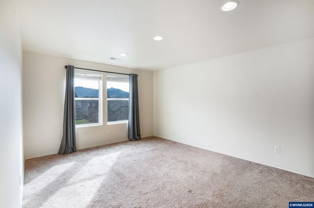 4680 Glacier Meadows Lp, Springfield, OR 97478