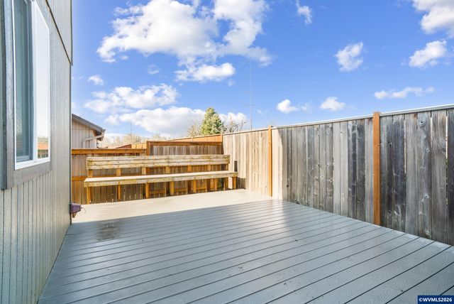 4680 Glacier Meadows Lp, Springfield, OR 97478