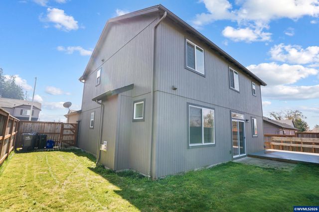 4680 Glacier Meadows Lp, Springfield, OR 97478