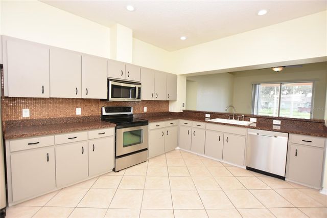 4148 BUTTONBUSH CIRCLE, Lakeland, FL 33811