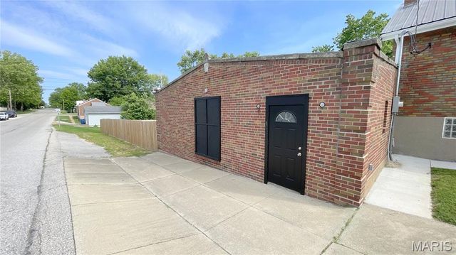 755 Pardella Avenue, St Louis, MO 63125
