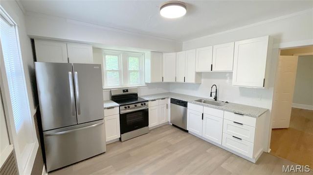 755 Pardella Avenue, St Louis, MO 63125