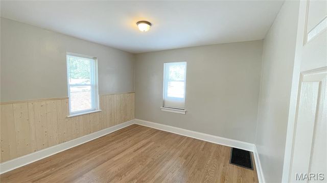 755 Pardella Avenue, St Louis, MO 63125