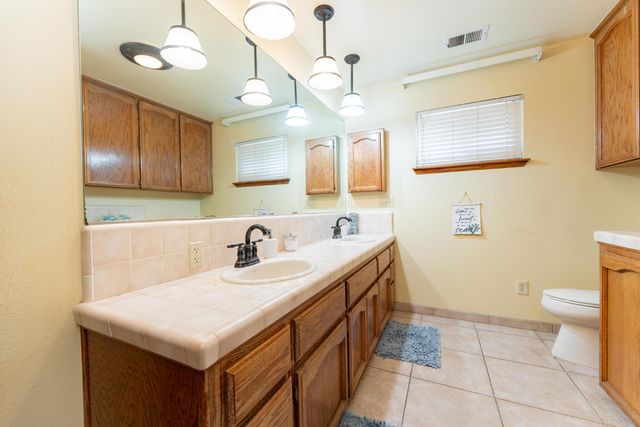 2551 Ave 192, Tulare, CA 93274