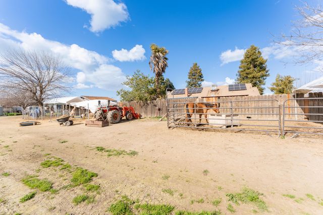 2551 Ave 192, Tulare, CA 93274