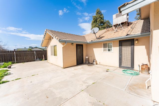 2551 Ave 192, Tulare, CA 93274