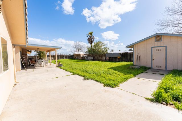 2551 Ave 192, Tulare, CA 93274