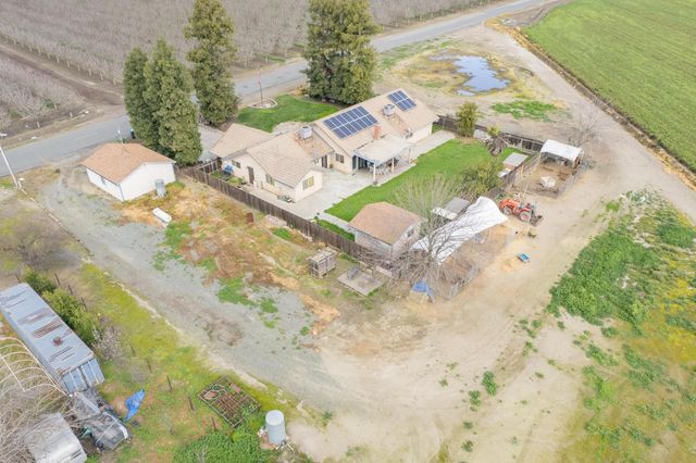 2551 Ave 192, Tulare, CA 93274