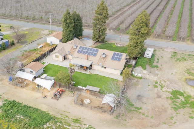 2551 Ave 192, Tulare, CA 93274