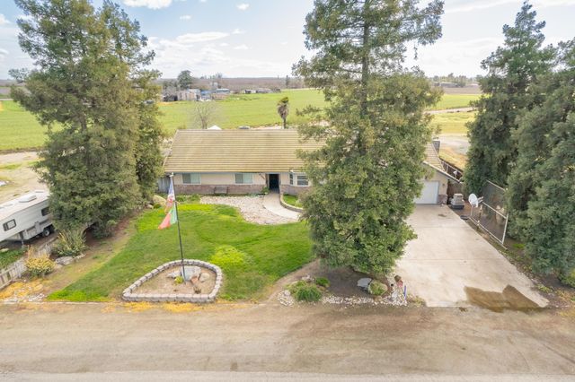 2551 Ave 192, Tulare, CA 93274