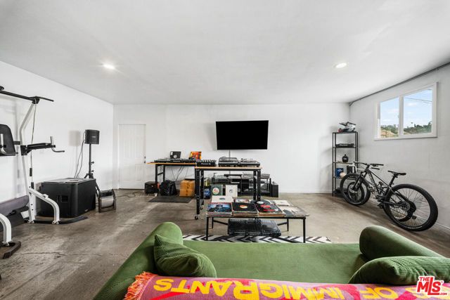 5254 Alhambra Avenue, Los Angeles, CA 90032