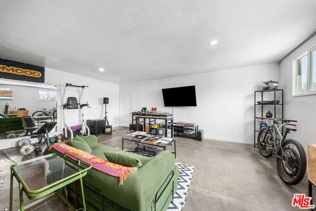5254 Alhambra Avenue, Los Angeles, CA 90032