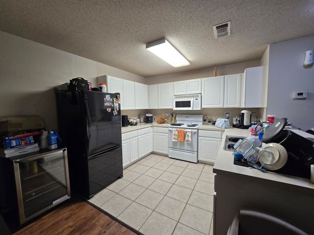 6325 7th Street, Lubbock, TX 79416