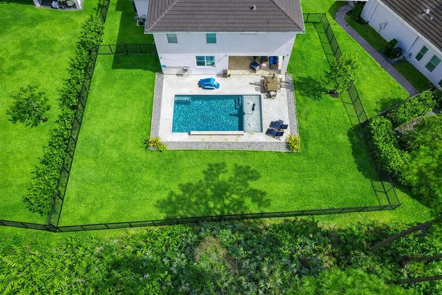 684 SW Pennfield Terrace, Stuart, FL 34997