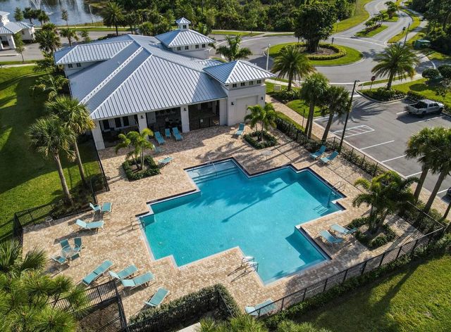 684 SW Pennfield Terrace, Stuart, FL 34997