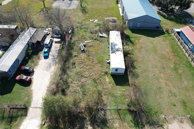 206 Crescent Drive, Fresno, TX 77545