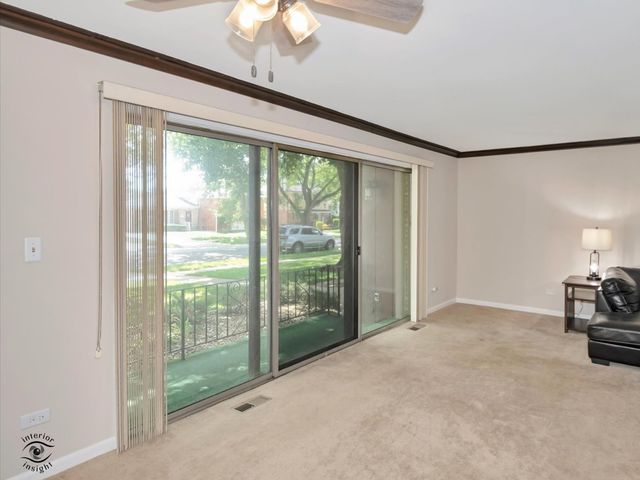 17618 71st Court 1N, Tinley Park, IL 60477