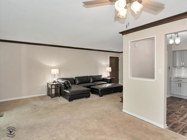 17618 71st Court 1N, Tinley Park, IL 60477