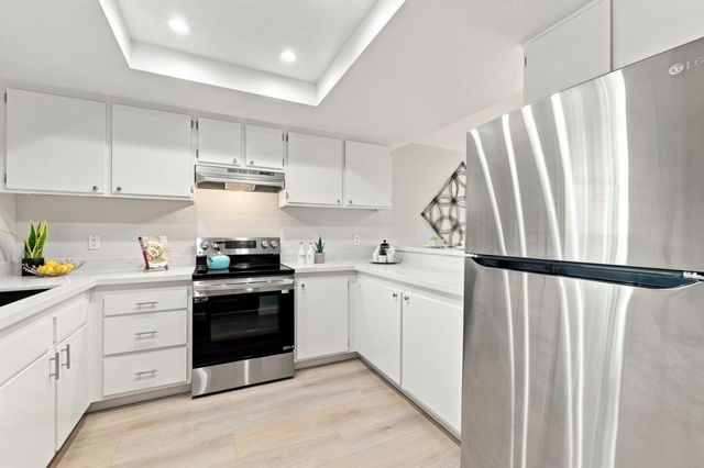 1349 Merrivale West Square, San Jose, CA 95117