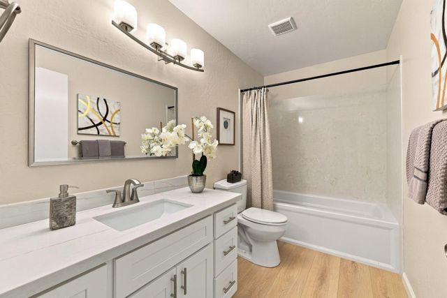 1349 Merrivale West Square, San Jose, CA 95117