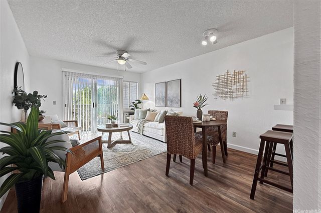 94-539 Lumiaina Street V203, Waipahu, HI 96797