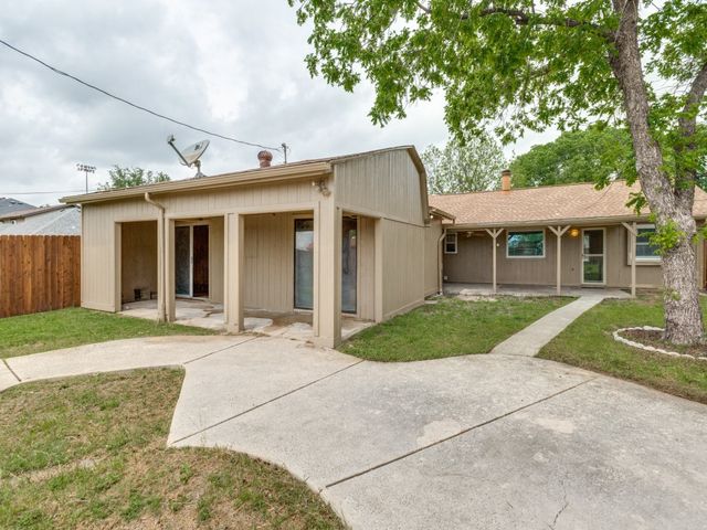 321 Campo Street, Grand Prairie, TX 75051