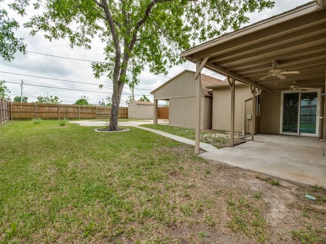 321 Campo Street, Grand Prairie, TX 75051
