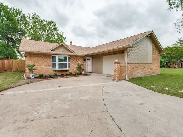 321 Campo Street, Grand Prairie, TX 75051