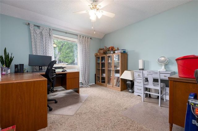 7239 N BALES Avenue, Gladstone, MO 64119
