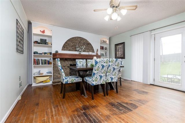 7239 N BALES Avenue, Gladstone, MO 64119