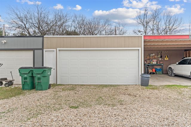 107 Private Road 132, Whitney, TX 76692