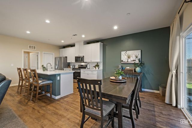 8302 Jean Anne Street, Bakersfield, CA 93314